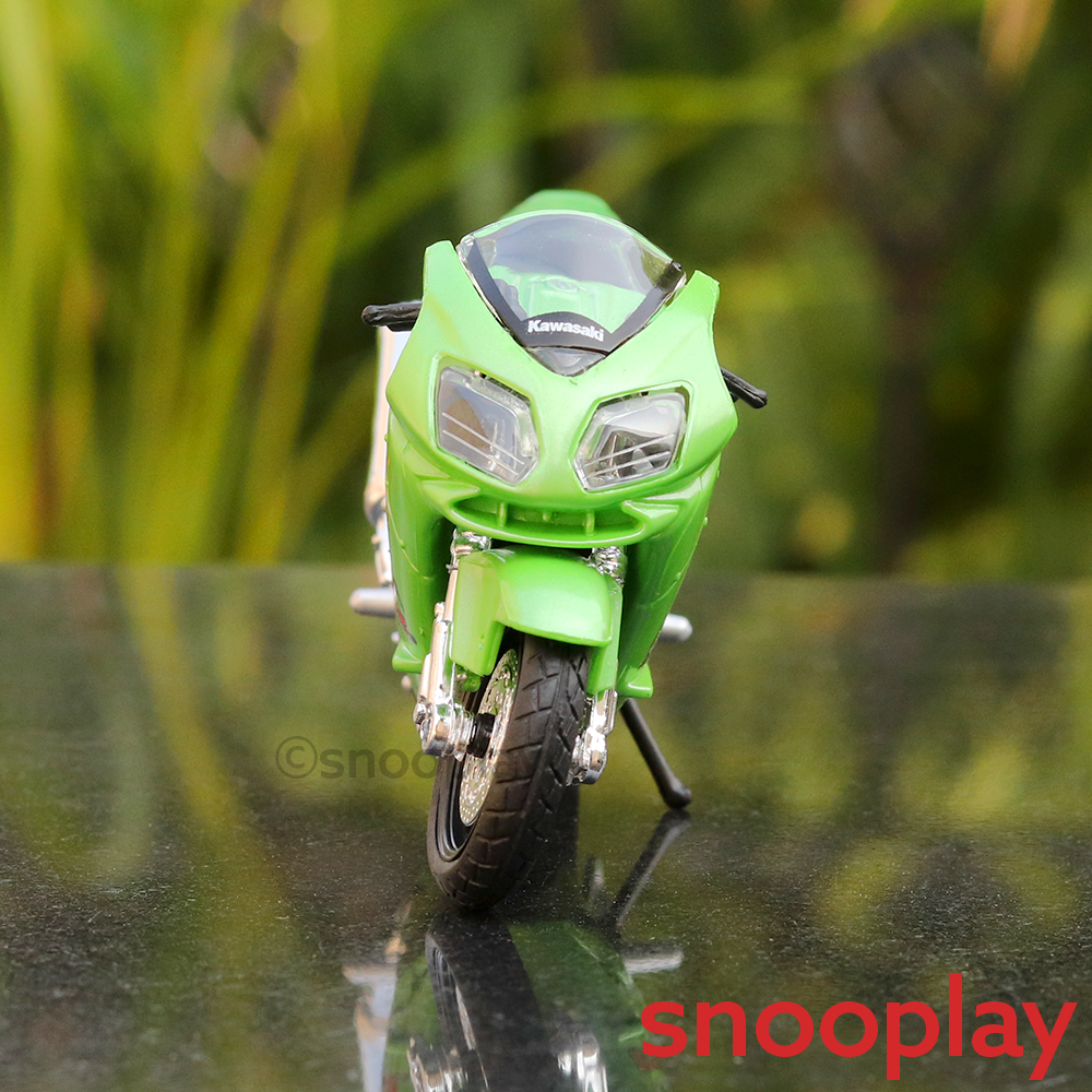 Maisto Original Licensed Diecast Kawasaki Ninja ZX-12R Toy Bike (1:18 Scale)