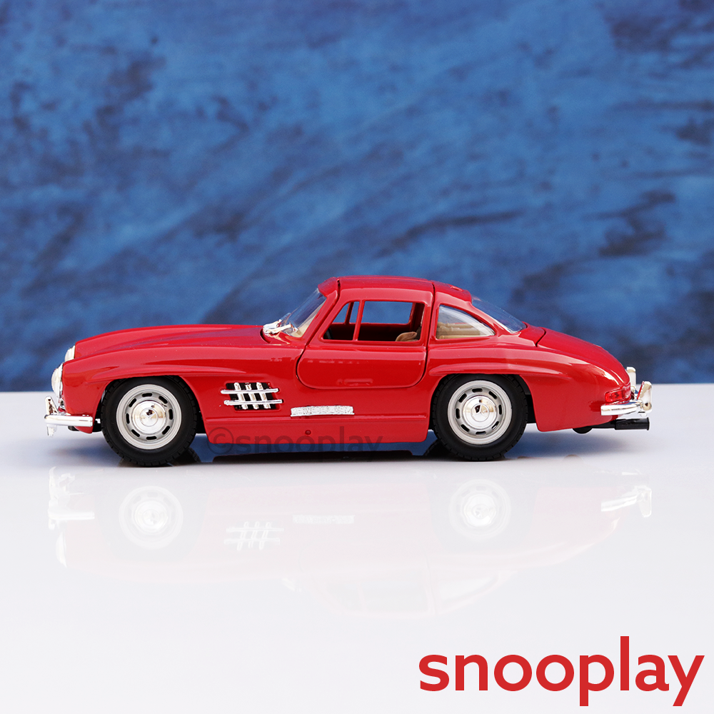 Original Mercedes-Benz 300 SL (1954) Licensed Diecast Car with Openable Doors | 1:24 Scale Model (14 Years Till Grown Ups)