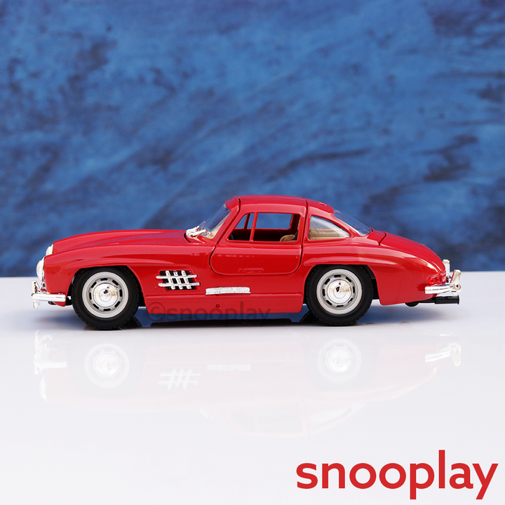 Original Mercedes-Benz 300 SL (1954) Licensed Diecast Car with Openable Doors | 1:24 Scale Model (14 Years Till Grown Ups)