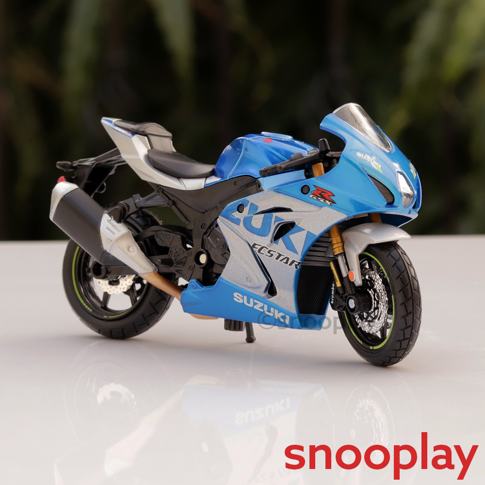 Bburago Original Suzuki GSX-R1000 R 2021 Licensed Diecast Bike | 1:18 Scale Model (14 Years Till Grown Ups)