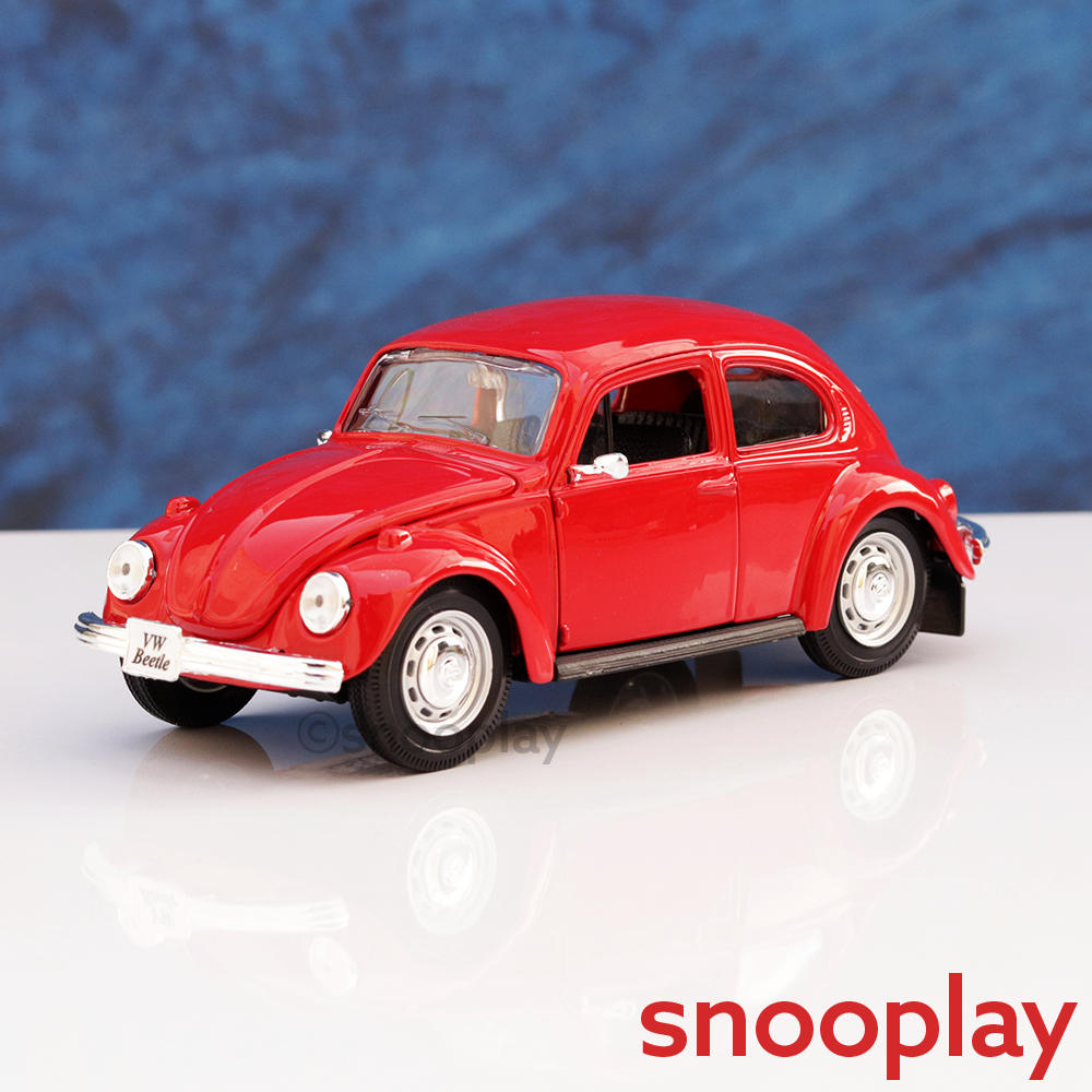 Maisto Original Volkswagen Beetle Licensed Diecast Car with Openable Doors | 1:24 Scale Model (14 Years Till Grown Ups)