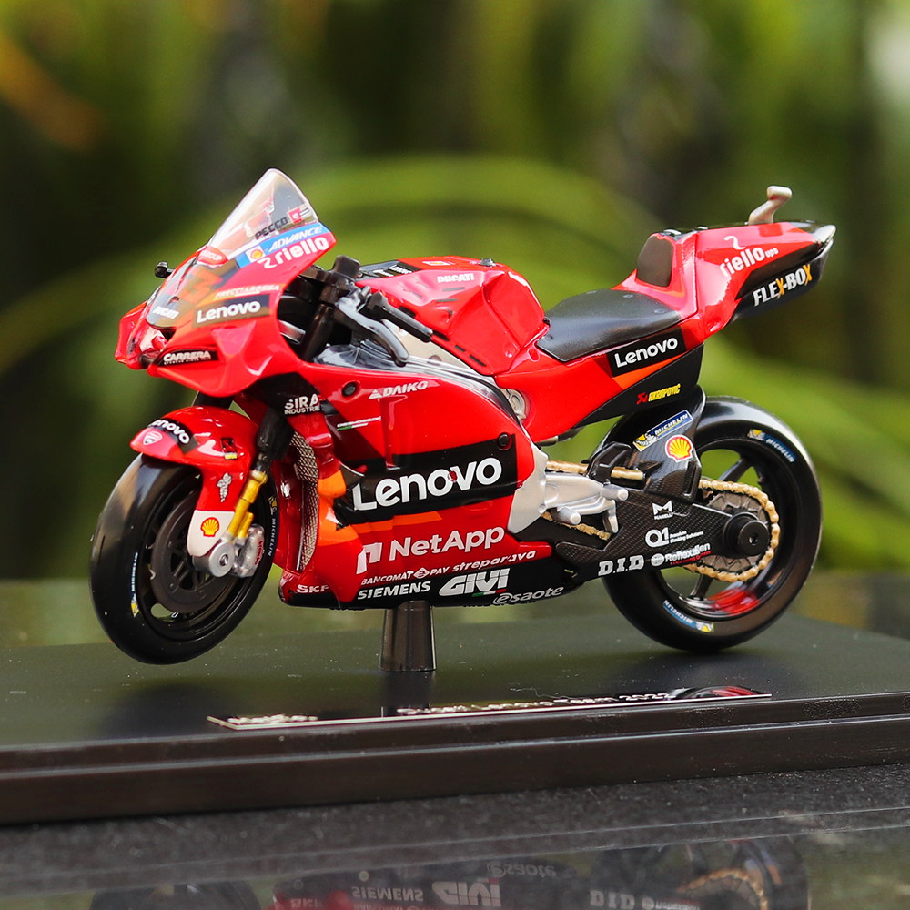 Ducati 1/18 GPレーシングモーターサイクルシリーズ 在庫あり 新品