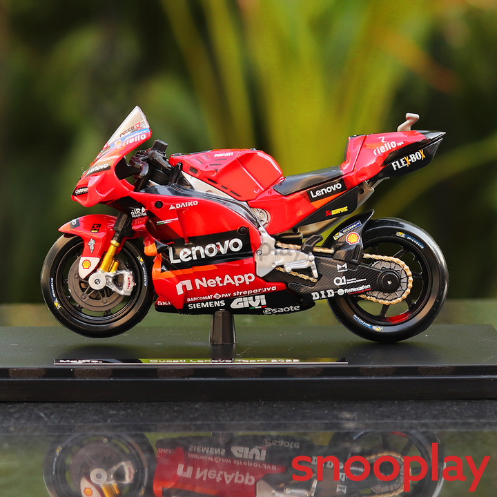 Original and Licensed Desmosedici GP Bike (Ducati) | (1:18 Scale) - Small Model