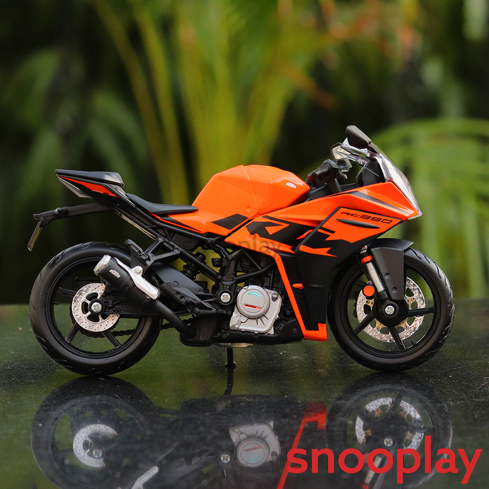 Buy Original and Licensed KTM RC 390 Bike 1 12 Scale Model on Snooplay India