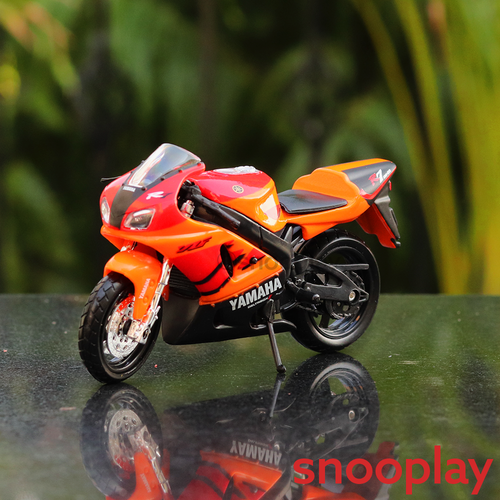 Original Licensed Yamaha YZF-R7 Bike | 1:18 Scale (14 Years till Grown Ups)