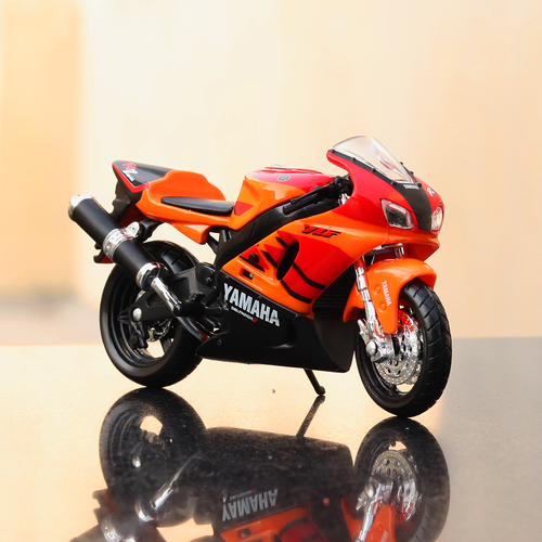 Original Licensed Yamaha YZF-R7 Bike | 1:18 Scale (14 Years till Grown Ups)