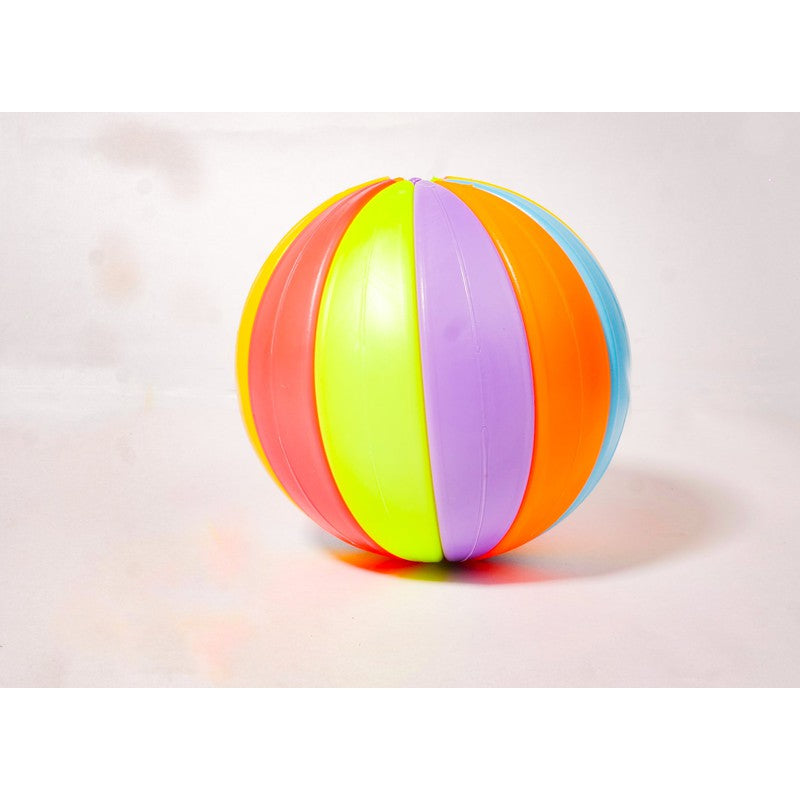 Wonder Ball no.1 - Masha and Bear (Assorted Colours)