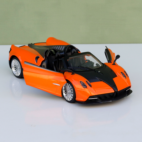 Metal Speed Zone Original Pagani Huayra Roadster Licensed Diecast Car with Openable Parts | 1:24 Scale (14 Years till Grown Ups)
