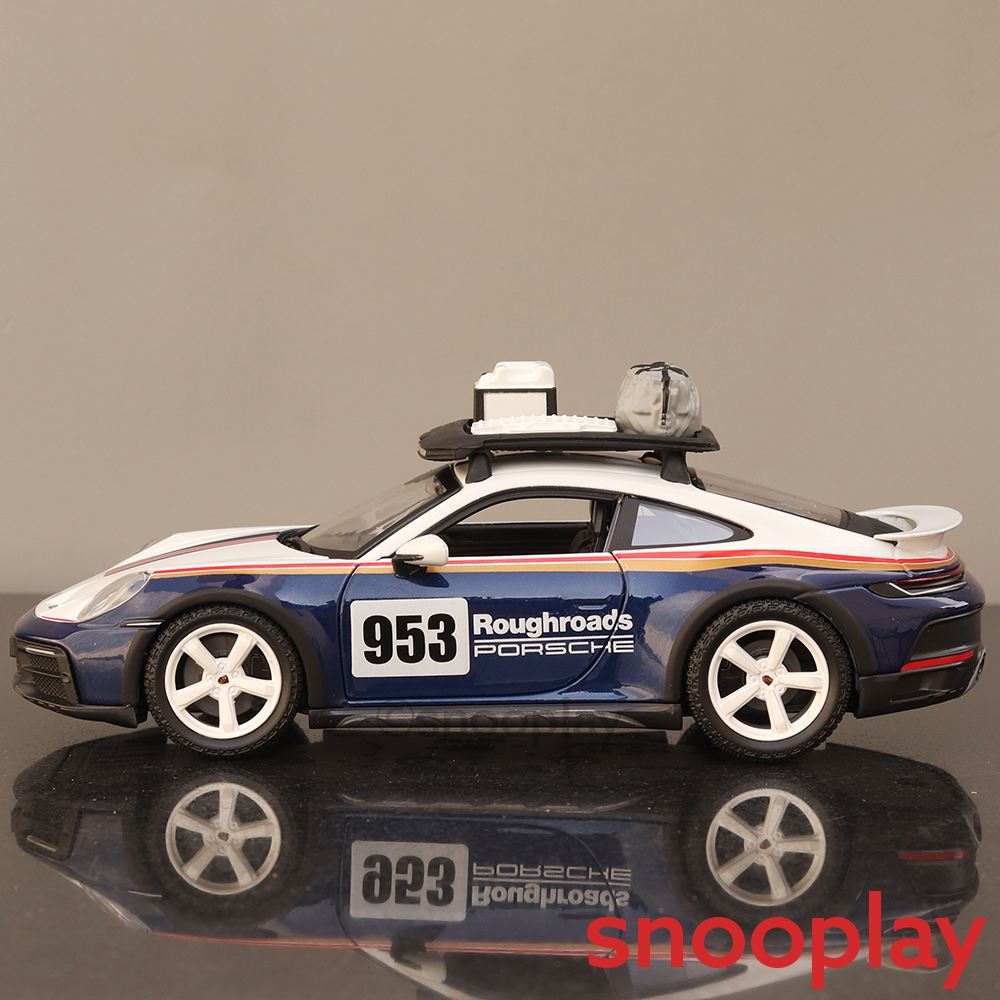 Licensed Porsche 911 Dakar | 1:24 Scale Model