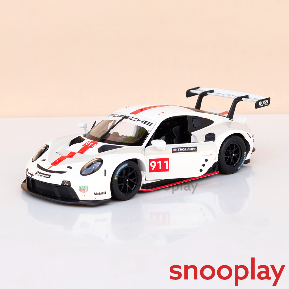 Bburago Original Porsche 911 RSR Licensed Diecast Car | 1:24 Scale (14 Years till Grown Ups)
