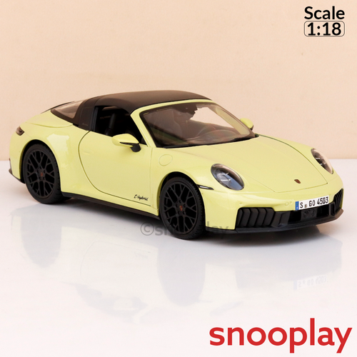 Maisto Original Porsche 911 Targa 4 GTS (992.2) Licensed Diecast Car | 1:18 Scale (14 Years till Grown Ups)