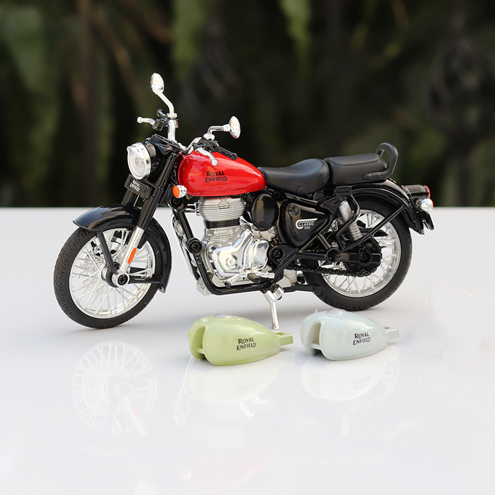 Original Royal Enfield Classic 350 Licensed Diecast Bike with Supporting  Wheels Extra Tanks 1:15 Scale Model (7 Years till Grown Ups)