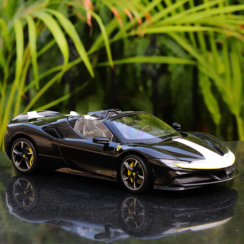 Bburago Official Licensed Diecast SF90 Spider Ferrari with Openable Parts (Scale 1:18) - COD Not Applicable