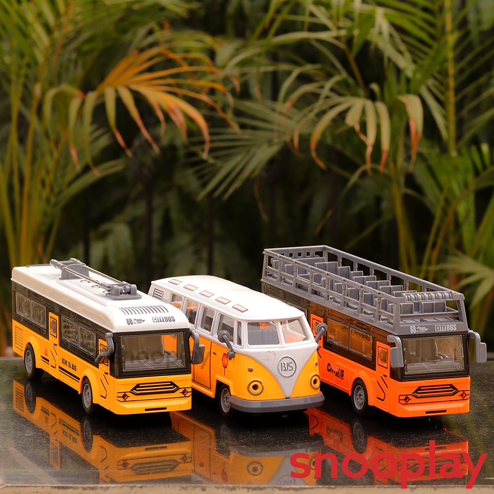 Remote Controlled City School Bus (Scale 1:30) - Assorted Colors and Designs