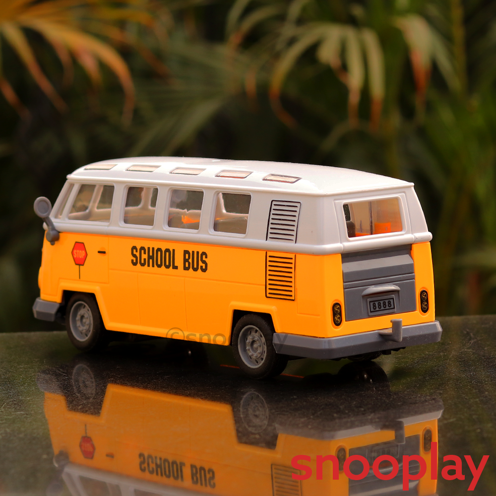 Remote Controlled City School Bus (Scale 1:30) - Assorted Colors and Designs