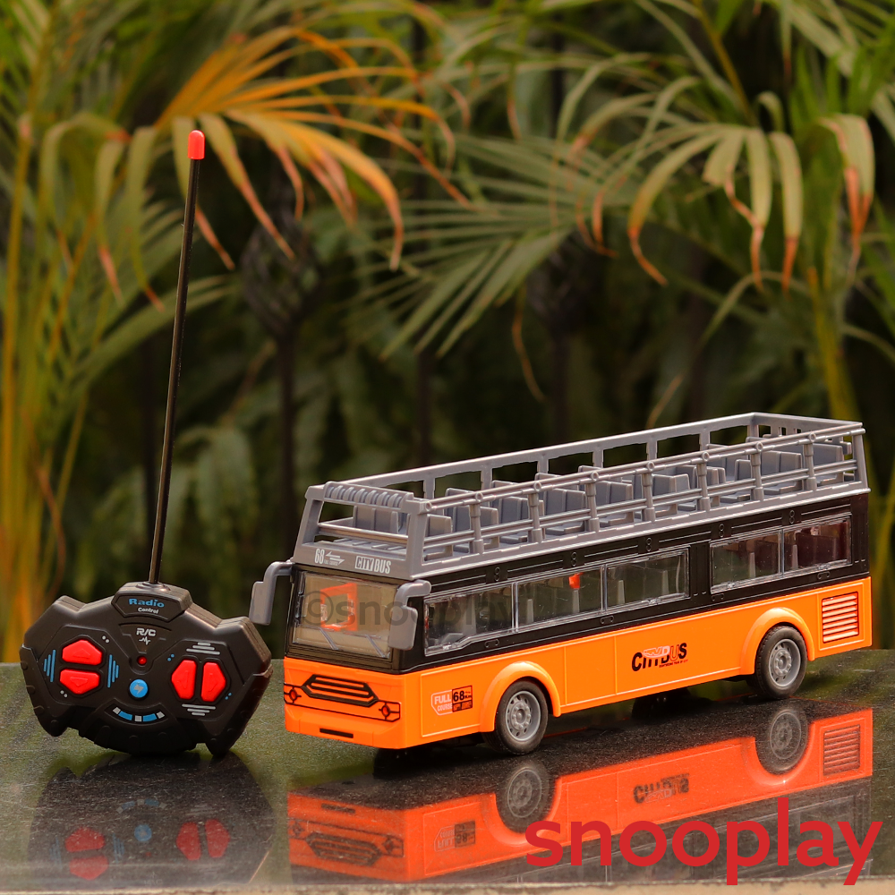 Remote Controlled City School Bus (Scale 1:30) - Assorted Colors and Designs