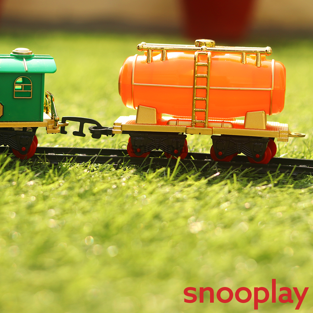 Smoke Engine Toy Train Trackset with Light & Sound - 12 Pieces (3-6 Years)