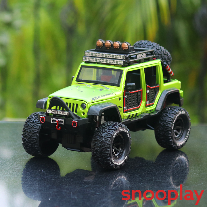 Toyomata Rubicon Double Pullback Diecast Jeep | 1:24 Scale | Assorted Colors (3 Years till Grown Ups)