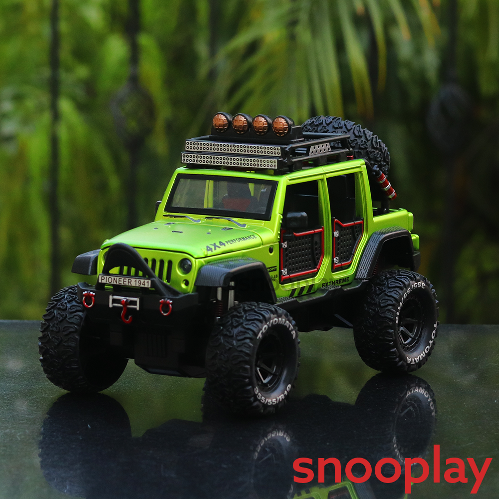 Toyomata Rubicon Double Pullback Diecast Jeep | 1:24 Scale | Assorted Colors (3 Years till Grown Ups)