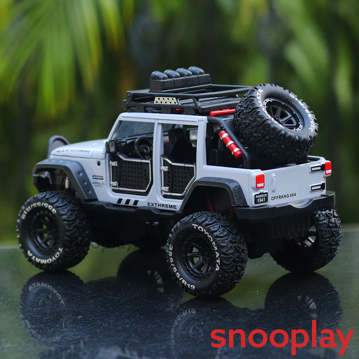 Toyomata Rubicon Double Pullback Diecast Jeep | 1:24 Scale | Assorted Colors (3 Years till Grown Ups)