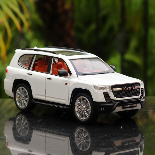 Big Fun Toys Resembling Land Cruiser Diecast Car with Openable Parts, Light & Sound | 1:24 Scale | Assorted Colors (3 Years till Grown Ups)