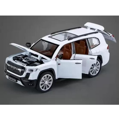 1:24 Alloy Metal Diecast Car Resembling Toyota Land Cruiser SUV With Light & Sound Pull Back Feature (Pack of 1) - Assorted Colours
