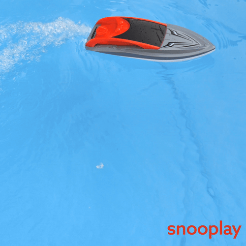 Remote Control Speed Boat - 2.4GHz High Speed Storm Breaker (6-10 Years)