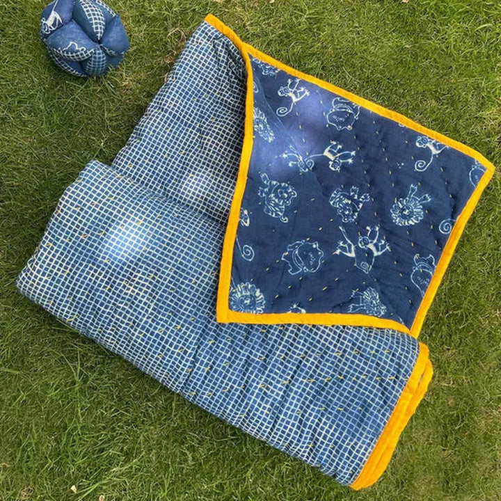 Whitewater Organic Zoo Theme Quilt