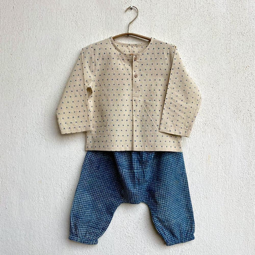 Whitewater Cotton Kurta and Indigo Checks Pajama Pants Set | Indigo Raidana