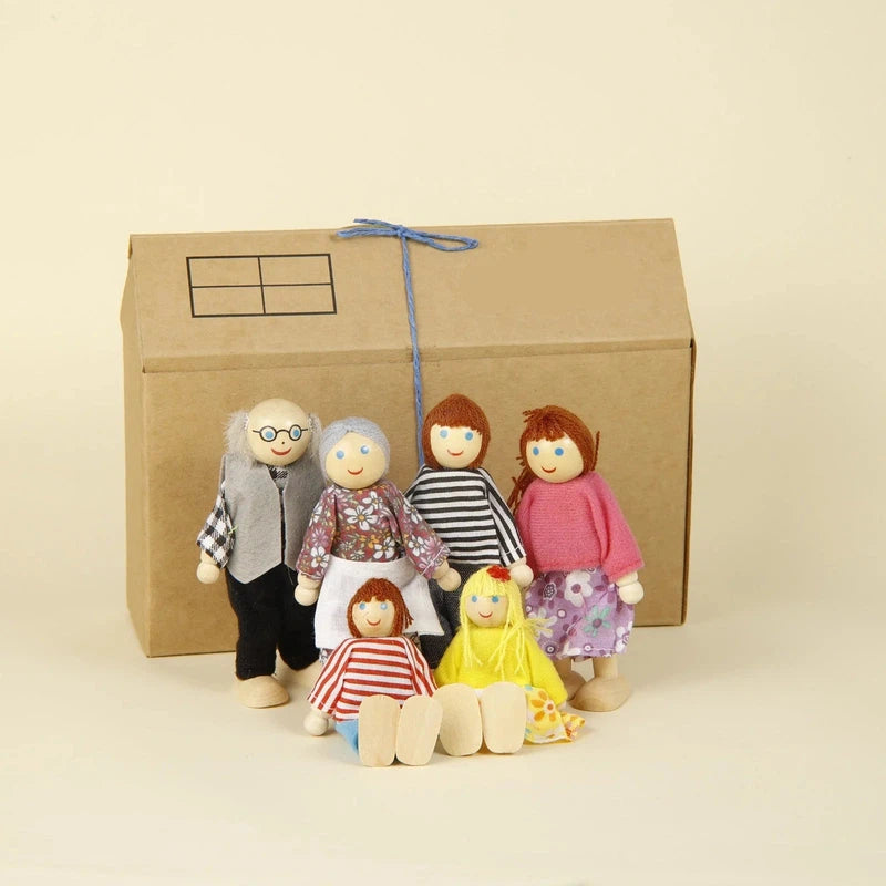 6 Pieces Wooden Family Doll Set - Pretend Play Figures (3-6 Years)