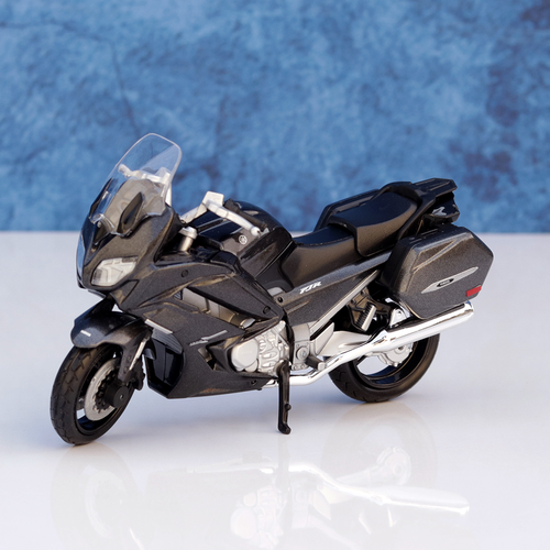 Bburago Original Yamaha FJR 1300 AS Licensed Diecast Bike | 1:18 Scale Model (14 Years Till Grown Ups)