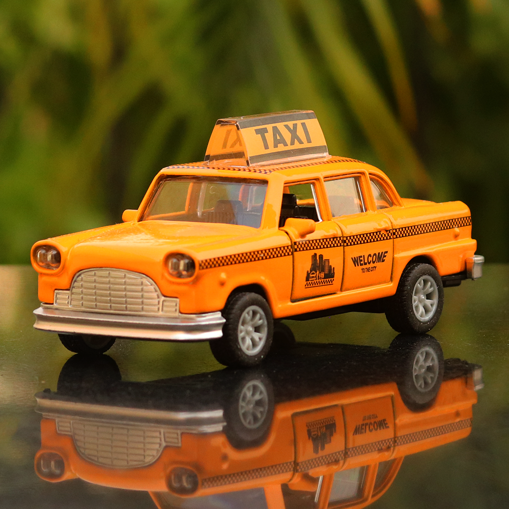 Yellow Diecast (3257) Pull Back Metal Taxi (Scale 1:32)