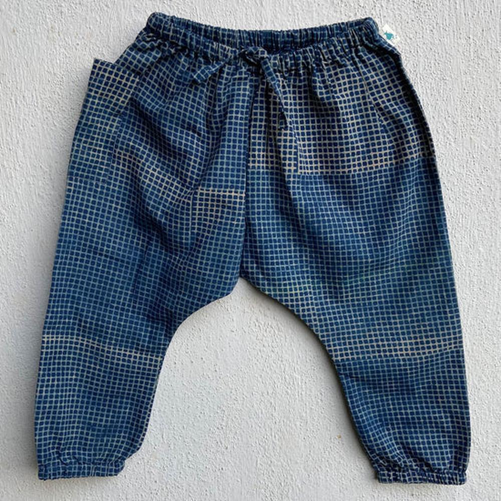 Whitewater Cotton Kurta and Indigo Checks Pajama Pants Set | Indigo Raidana