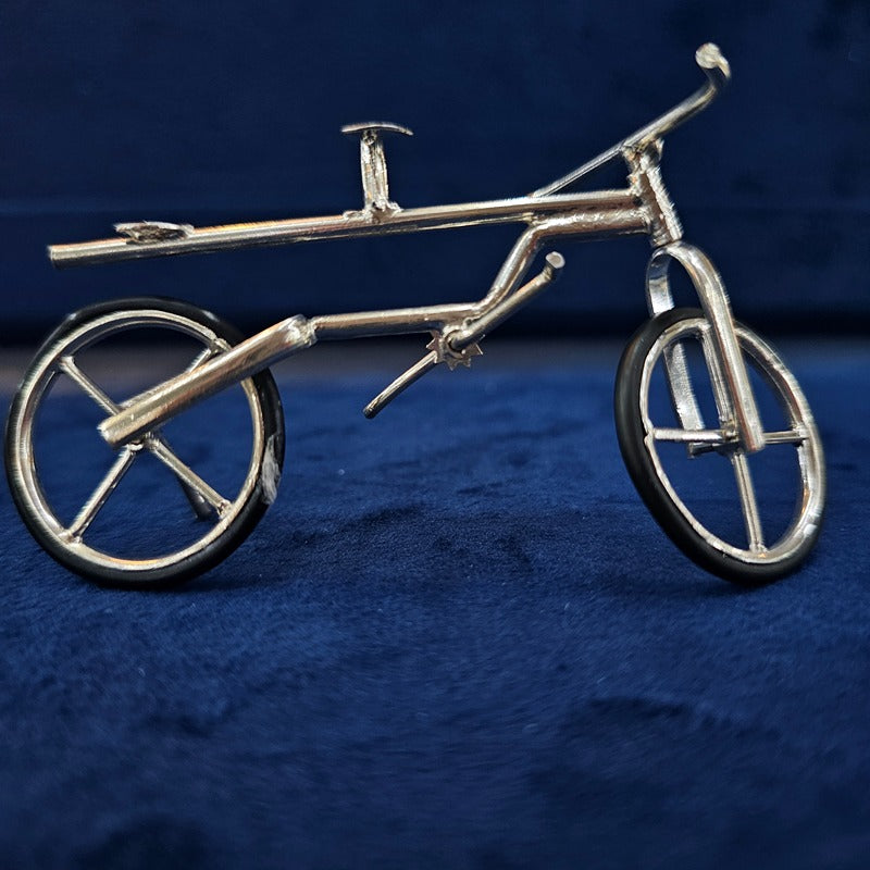 Exquisite Silver 925 Bicycle Model: Intricately Crafted Collectible