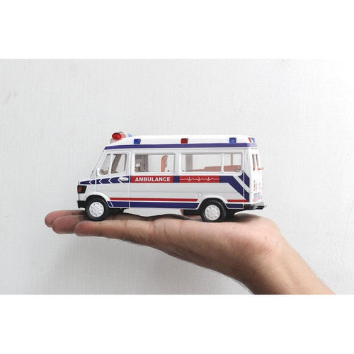 Centy TMP Ambulance Pull Back Toy (1-4 Years) | Assorted Colors