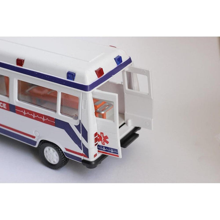 Centy TMP Ambulance Pull Back Toy (1-4 Years) | Assorted Colors