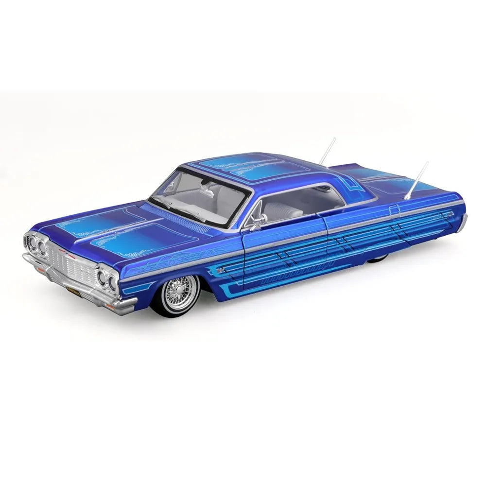 Maisto Original 1964 Chevrolet Impala SS Licensed Diecast Car | 1:24 Scale Model (14 Years till Grown Ups)