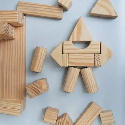 Beginner Wooden Building Blocks (34 pieces, 1 Plank)