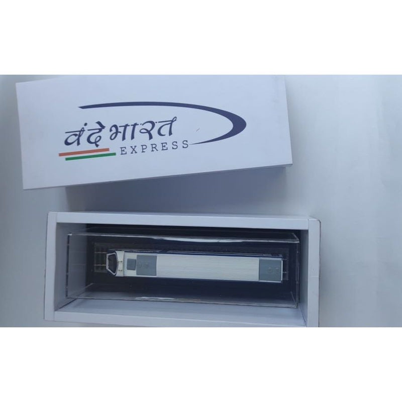 Vande Bharat Express | 1:100 Scale Model