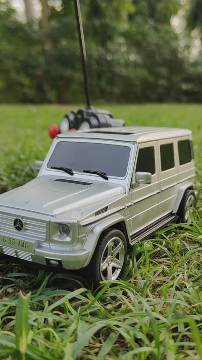 Mercedes-Benz G Class Remote Control Car (1:24 Scale)