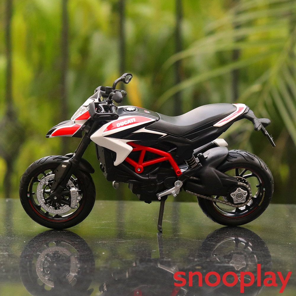 Maisto Original and Licensed Ducati Hypermotard SP Diecast Bike Scale Model (1:12 Scale)
