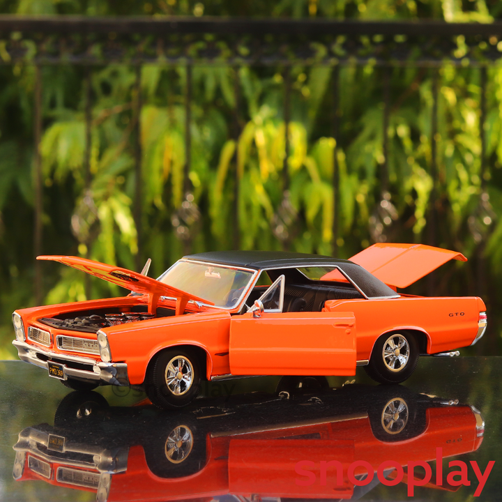 Licensed 1965 Pontiac GTO Diecast Car Model (1:18 Scale)