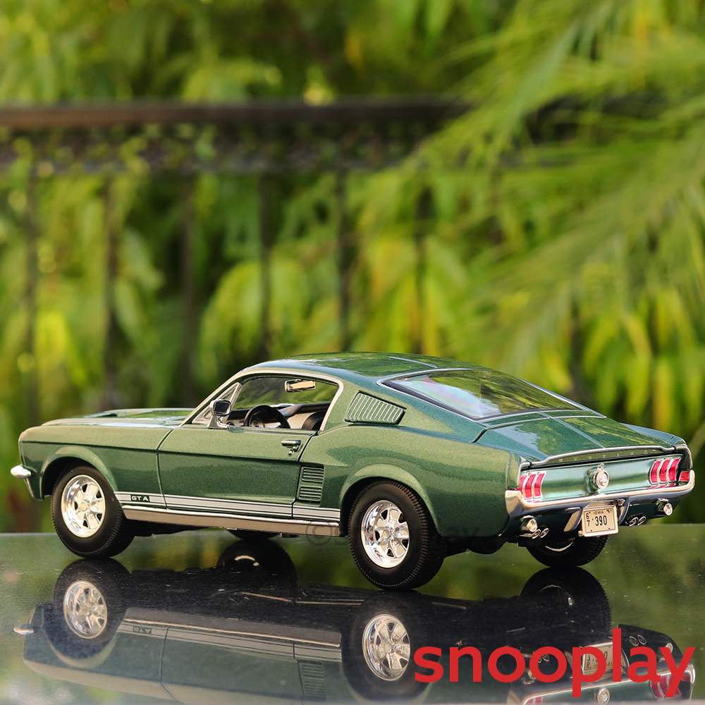 1967 Ford Mustang GTA Fastback Diecast Car Model (1:18 Scale)