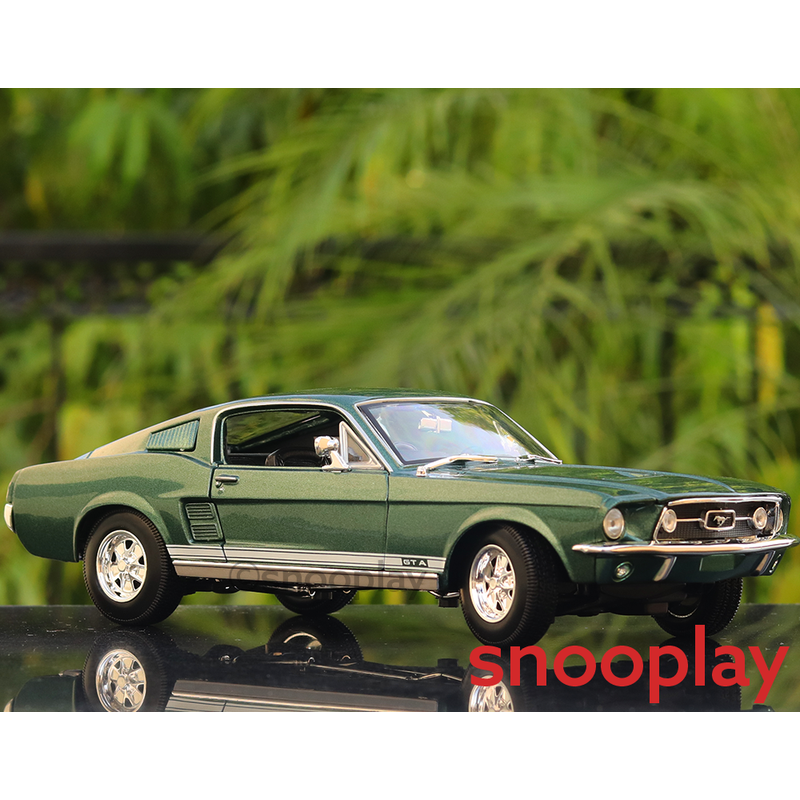 1967 Ford Mustang GTA Fastback Diecast Car Model (1:18 Scale)