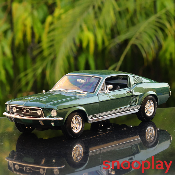 1967 Ford Mustang GTA Fastback Diecast Car Model (1:18 Scale)