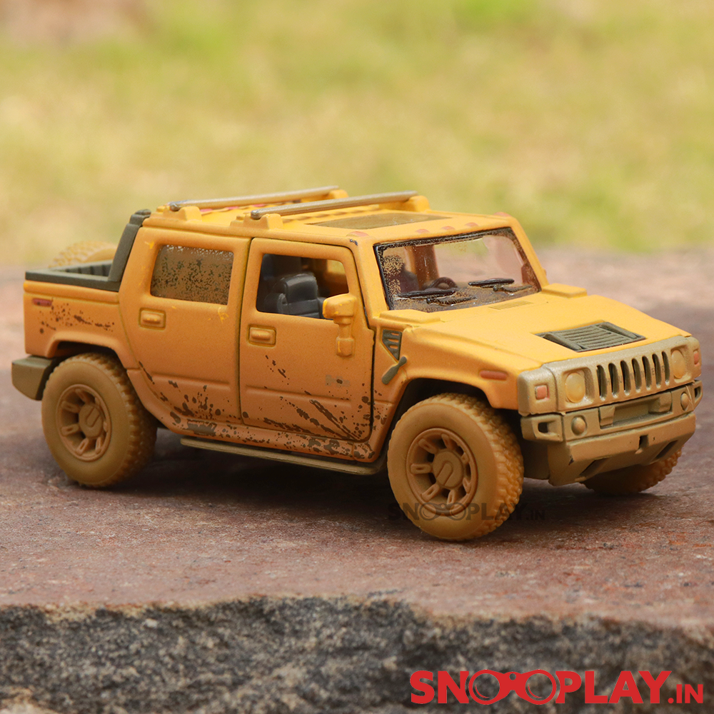 2005 Hummer H2 SUT Diecast Car Scale Model (1:40 Scale)- Assorted Colors