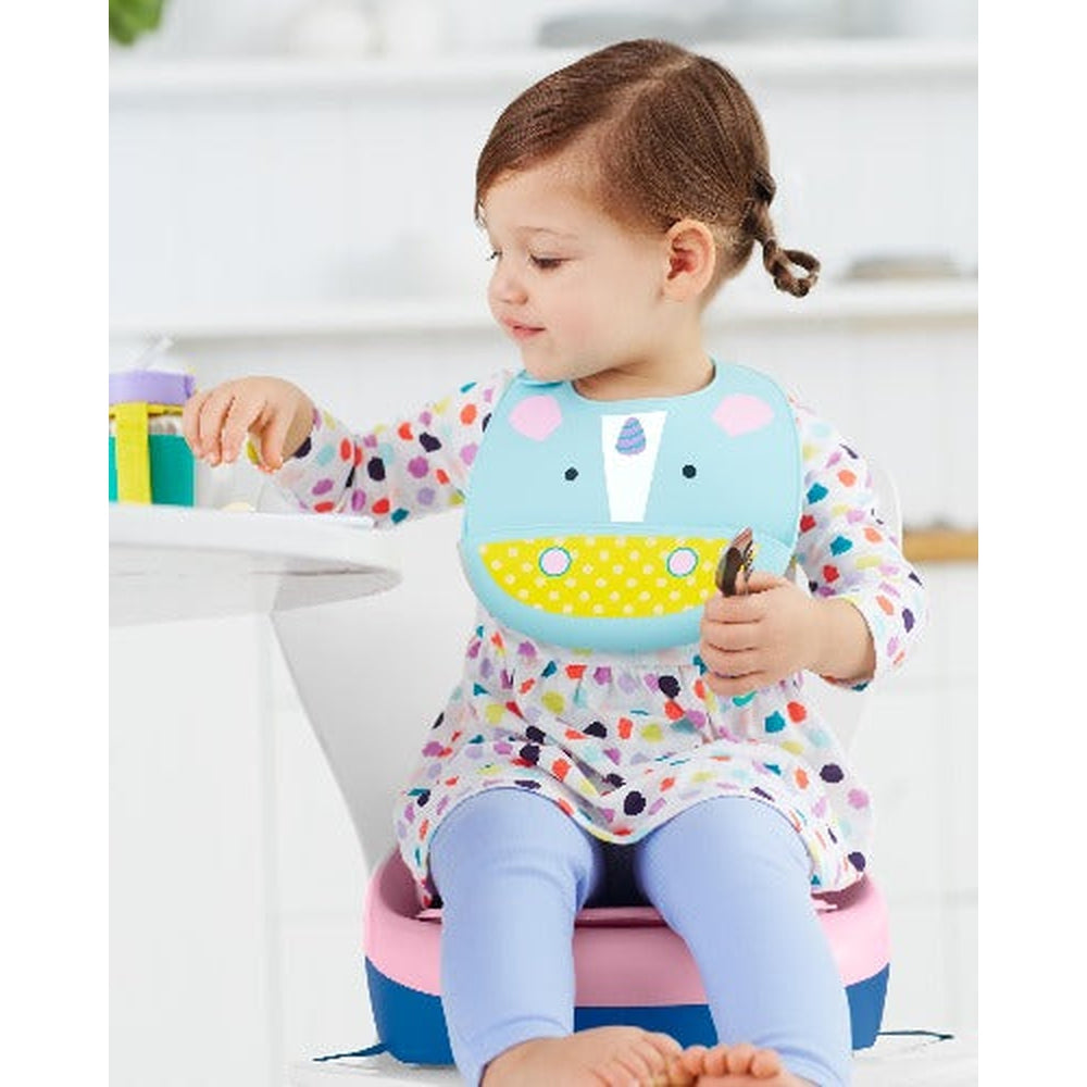 Zoo Fold & Go Silicone Bib
-Unicorn