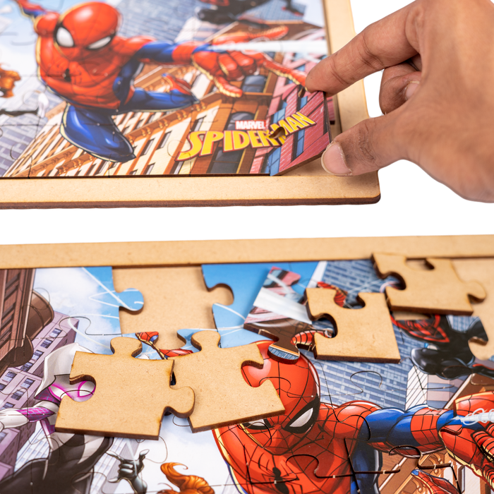 Marvel Spiderman Wooden Jigsaw puzzle 35 pieces