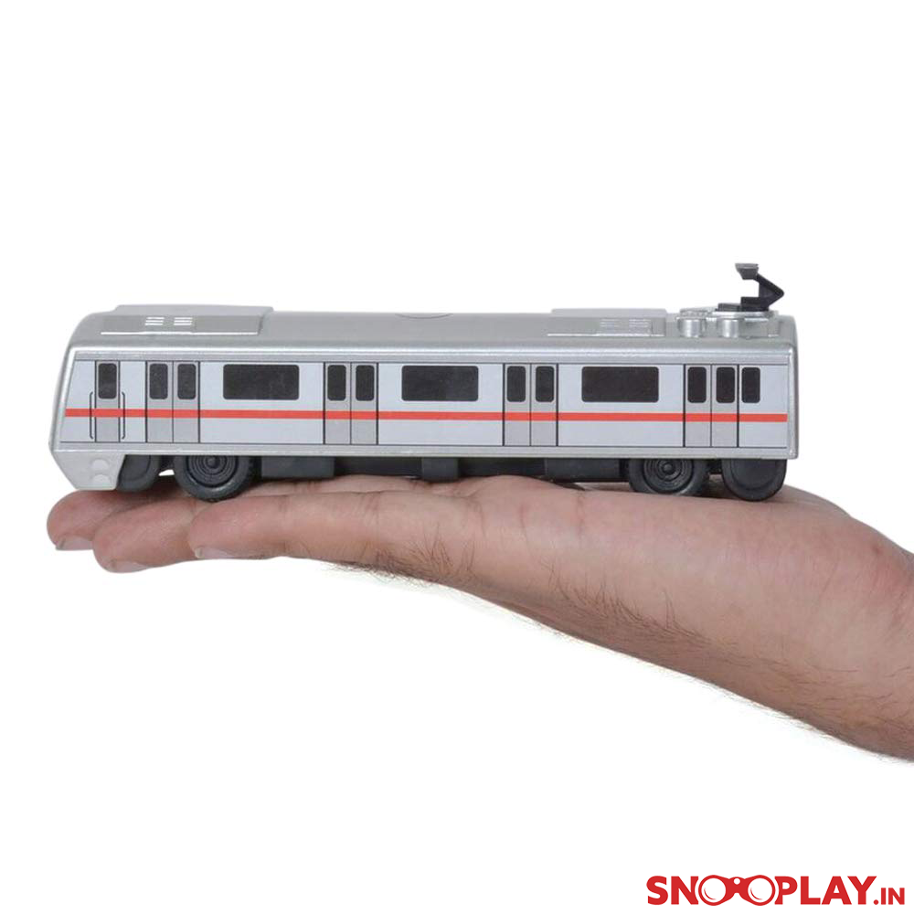 Metro Train (Pullback Toy)