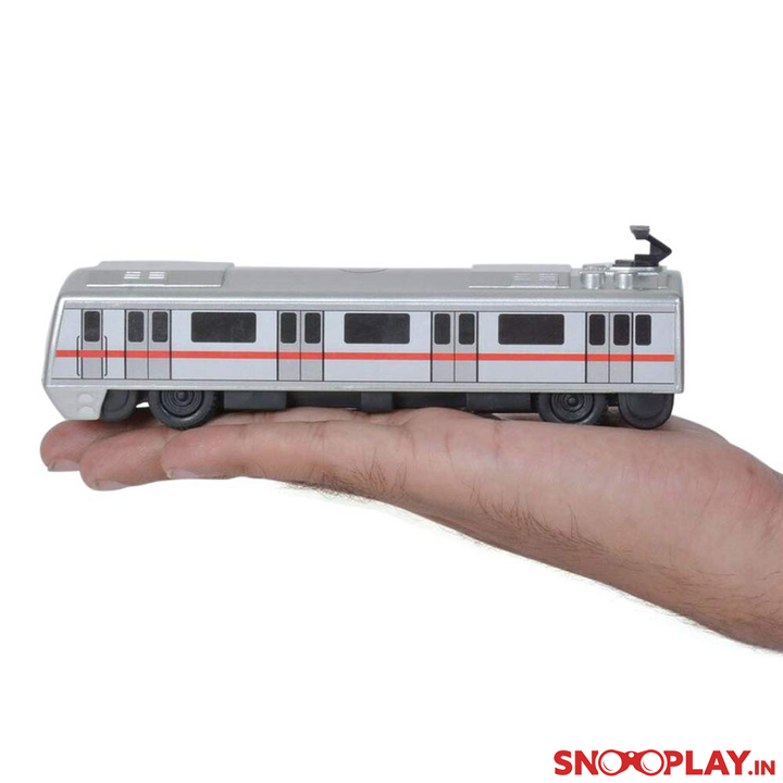 Metro Train (Pullback Toy)